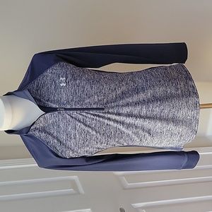 Under Armour Blue and gray Heather long sleeve pullover,  Half zip, Size Large,
